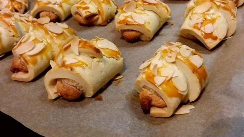 апельсиновые круассаны с марципановой начинкой