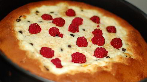 большая ватрушка с шоколадными дропсами