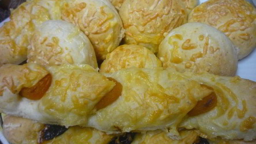 Рецепт булочки и батончики с сыром