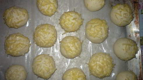 булочки и батончики с сыром