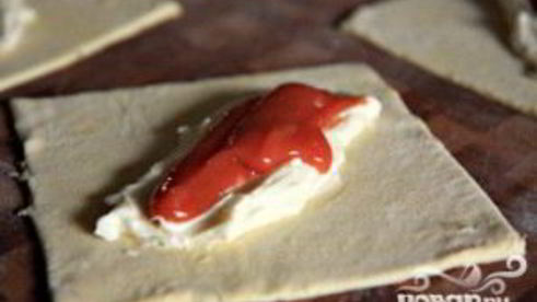 булочки с гуавой и сливочным сыром