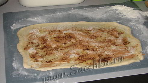 булочки с корицей в виде розочек