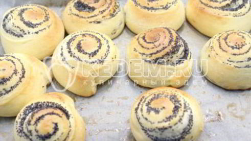 булочки с маком