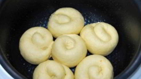 булочки в мультиварке