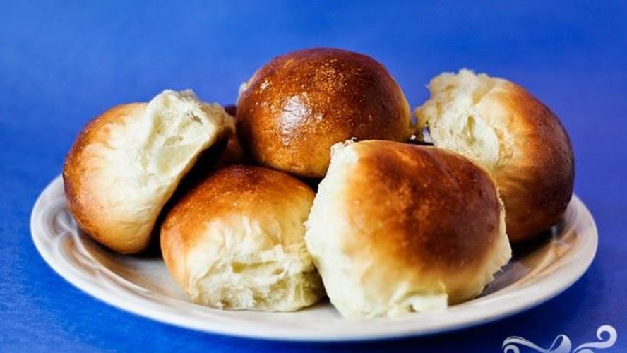 Рецепт дрожжевые булочки с кунжутом