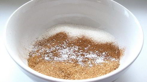 пряные тыквенные плюшки с клюквой