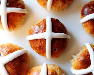 Сдобные булочки на Пасху