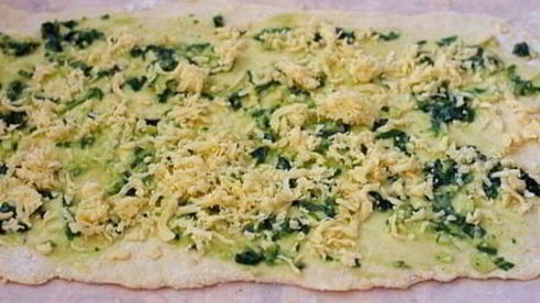 сырные булочки с чесноком и базиликом