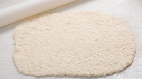 творожные булочки с чесноком и базиликом