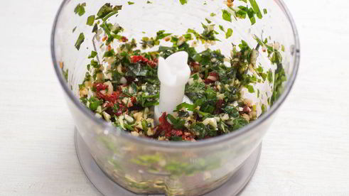 творожные булочки с чесноком и базиликом