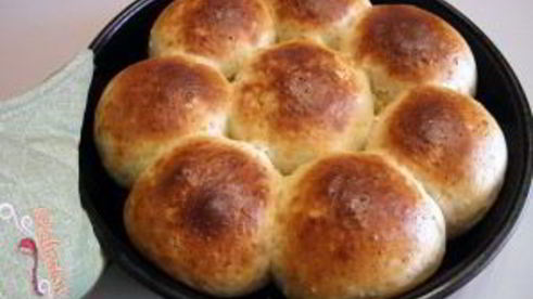 творожные булочки в сметанной заливке