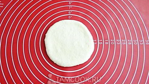 ватрушки с копченым сыром и укропом