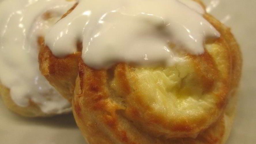 Рецепт ватрушки с творогом в сметанной заливке