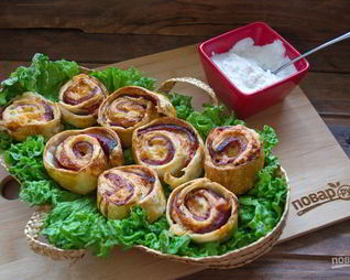 Запеченные булочки с ветчиной и сыром