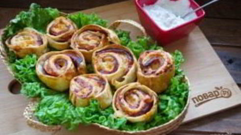 запеченные булочки с ветчиной и сыром