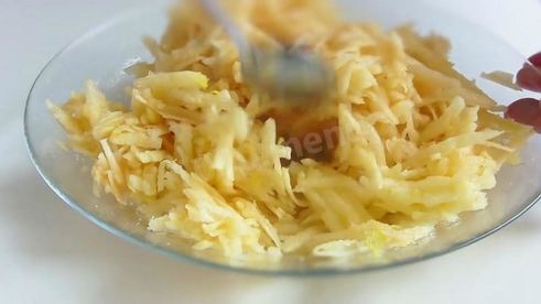 быстрый яблочный рулет