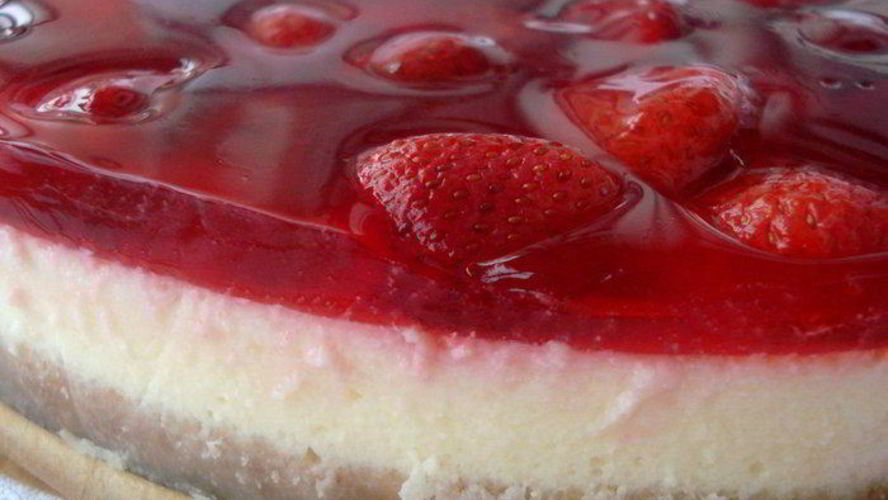 Рецепт ванильный чизкейк с клубничным желе