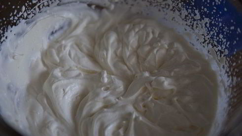 ванильный чизкейк с малиновым соусом