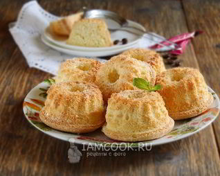 Бисквитные кексы в силиконовых формочках