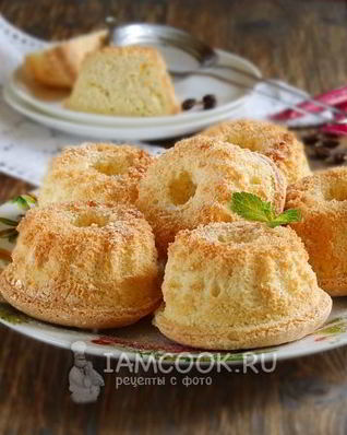 Бисквитные кексы в силиконовых формочках