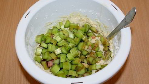 кекс с маком и ревенем