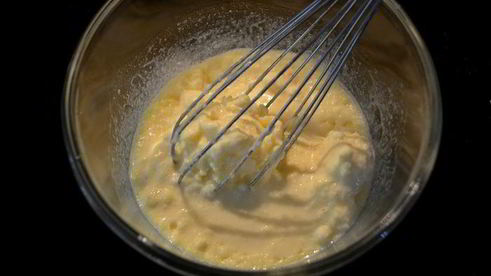 кекс с пралине и мороженым