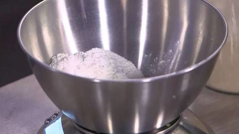 кекс с цукини и фисташками