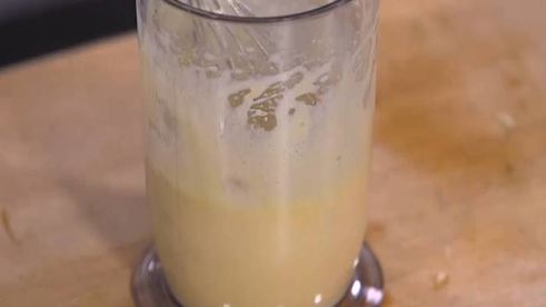 кекс с цукини и фисташками