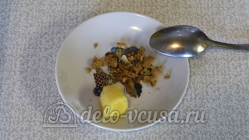 кекс со смородиной