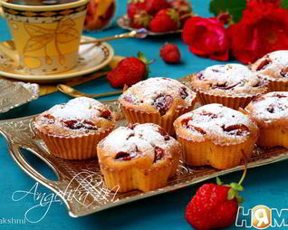 Кексы с клубникой