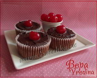 Кексы с ягодами