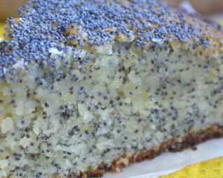 Лимонный кекс с маком