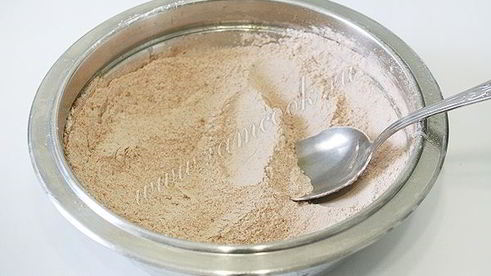 постные шоколадно-вишневые кексы