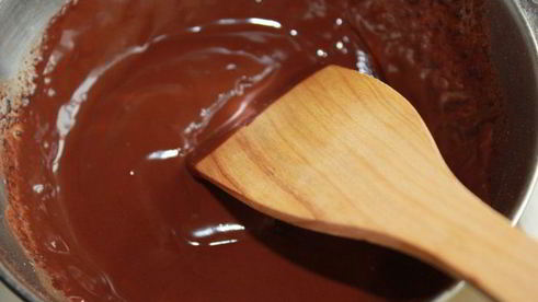 шоколадный кекс с фисташками