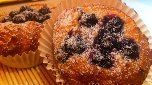 творожные кексы со смородиной