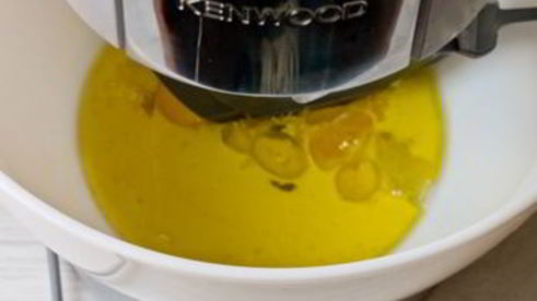 закусочные капкейки со сливочно-базиликовым кремом