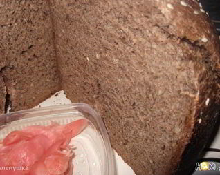 Черный хлеб с кунжутом