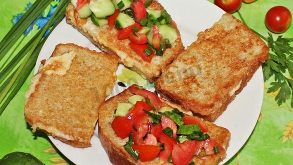 Рецепт Хлеб в молоке с яйцом на сковороде