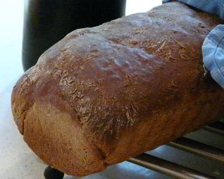 Сдобный серый хлеб с медом