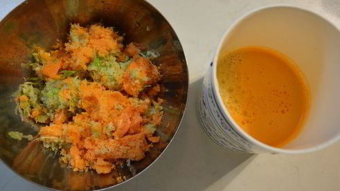 зеленые хлебцы с семечками