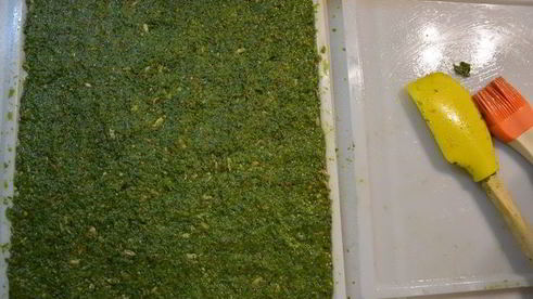 зеленые хлебцы с семечками