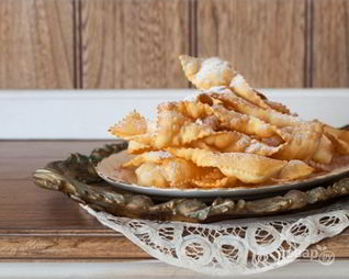 Хворост из муки и сметаны