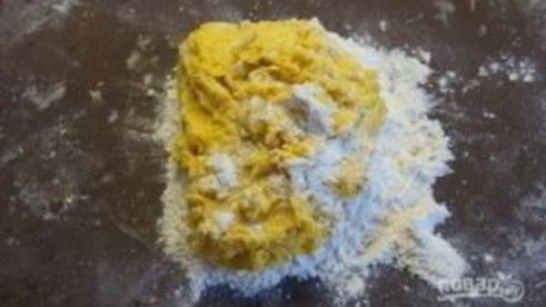 хворост на желтках