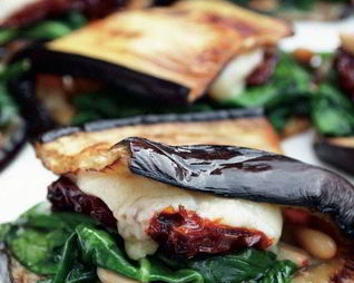 Конвертики из баклажанов