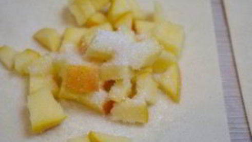 конвертики из слоеного бездрожжевого теста