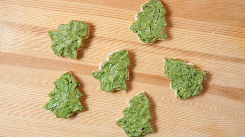 елочки из лаваша с гуакамоле