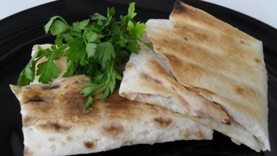 Рецепт конвертики из лаваша с сыром