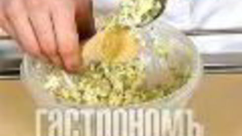 кулечки из лаваша с сыром и виноградом