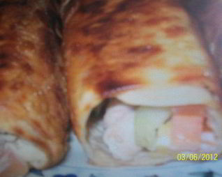 Лаваш из курицы с чесночным соусом