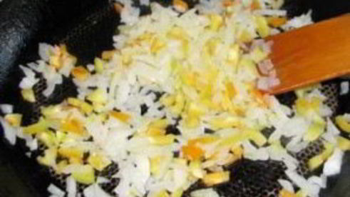 лаваш с колбасой и помидорами